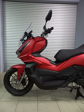 Скутер X-MOTORS JET 200CC EFI PRO(replica Honda X-ADV) Красный Черный